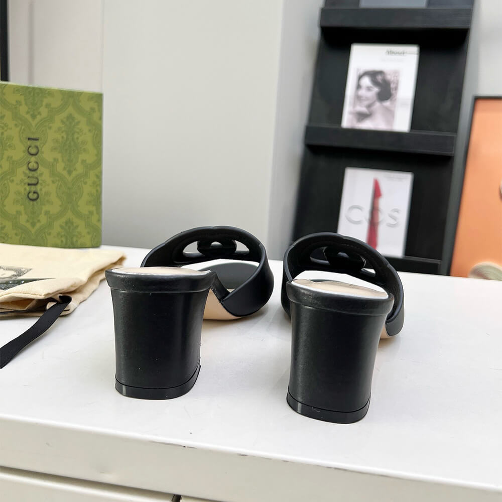 GUCCI Women s Interlocking G slide sandal