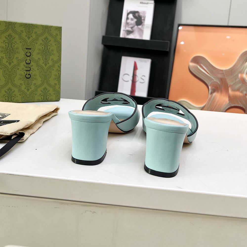 GUCCI Women s Interlocking G slide sandal