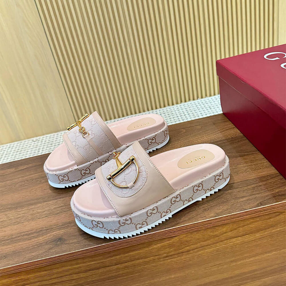 GUCCI Women s platform slide sandal