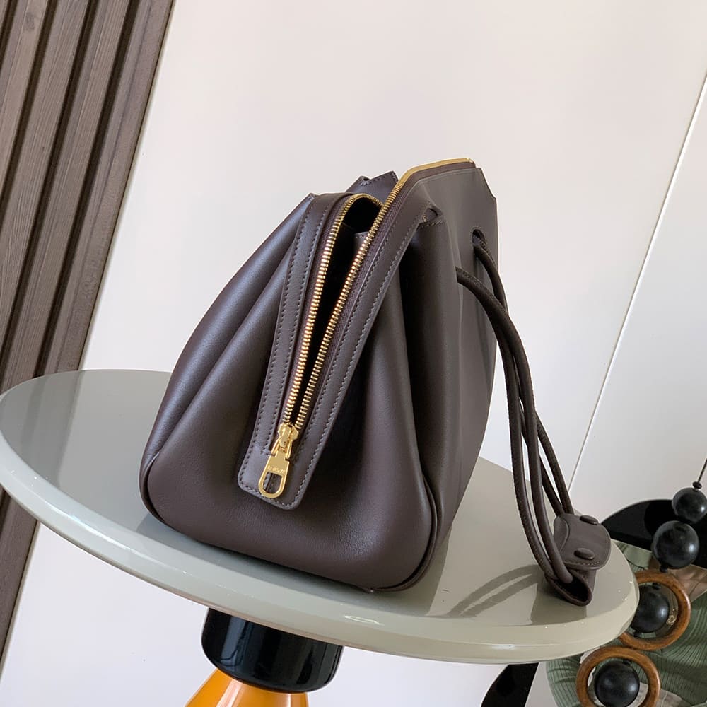 Loewe Medium Madrid bagin supple calfskin(HIGH-END GRADE)