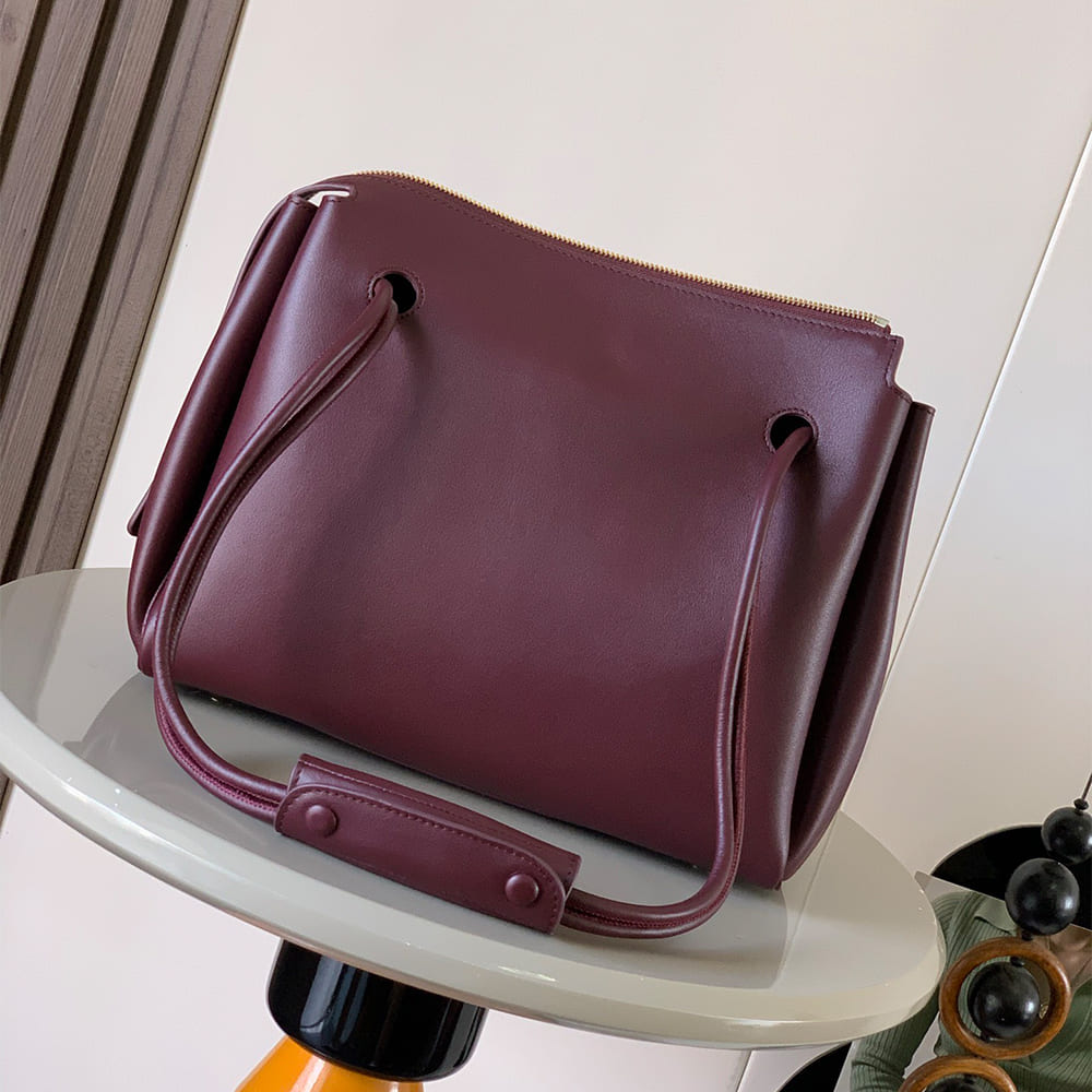 Loewe Medium Madrid bagin supple calfskin(HIGH-END GRADE)