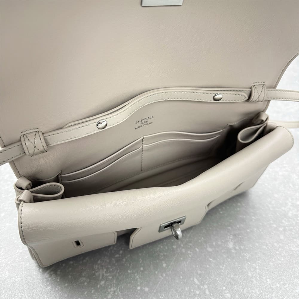 Balenciaga Women s Bel Air Clutch On Strap Small(HIGH-END GRADE)