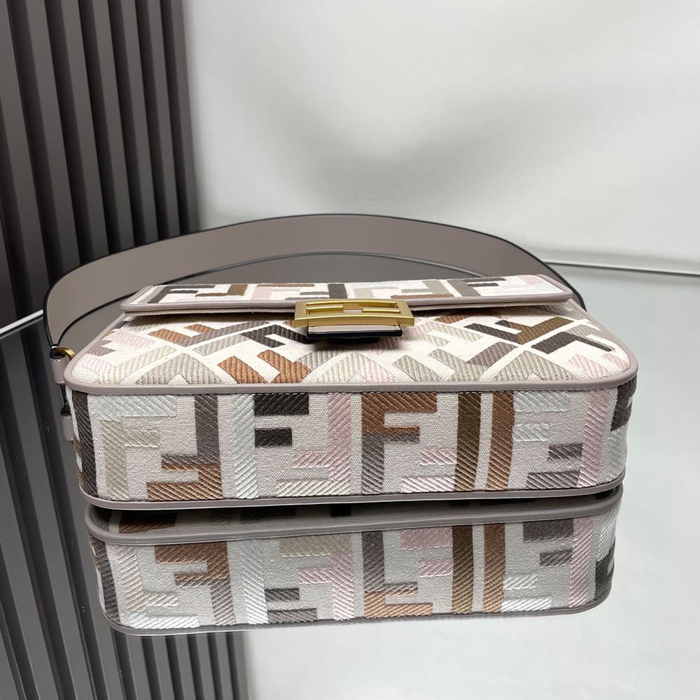 Fendi Baguette