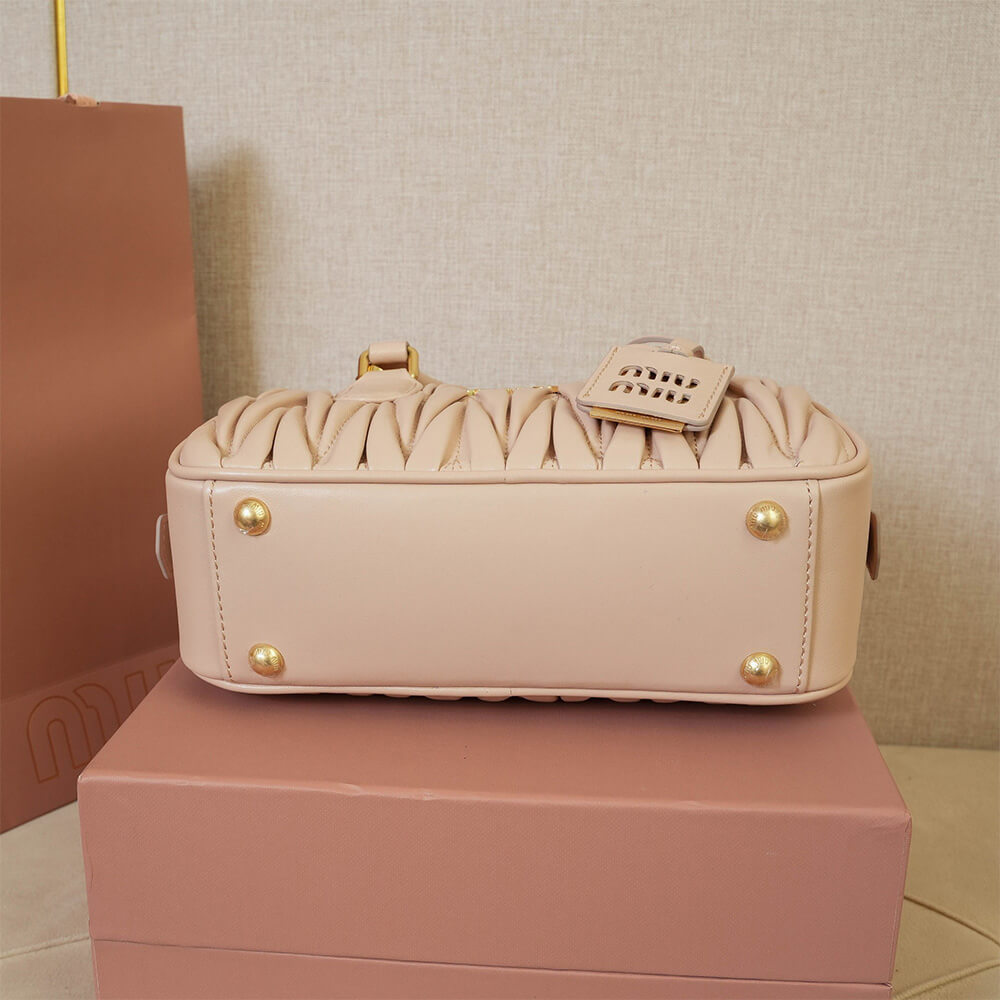 MIUMIU Medium Arcadie matelasse nappa Bag(HIGH-END GRADE)
