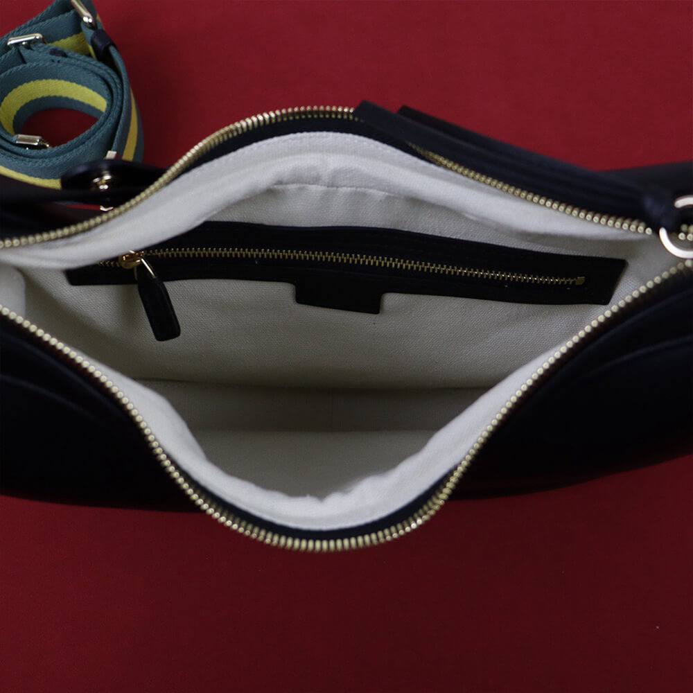 Gucci Attache large shoulder bag