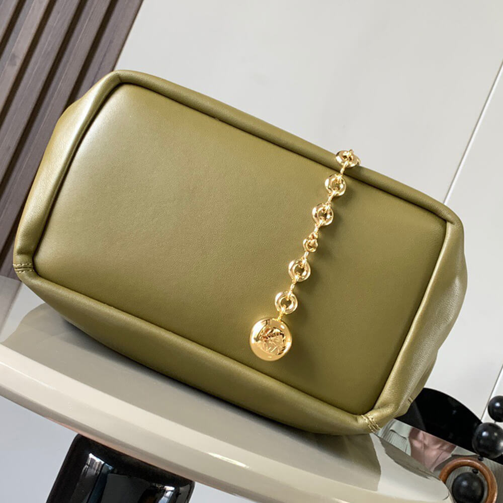 Loewe Medium Squeeze bag in nappa lambskin