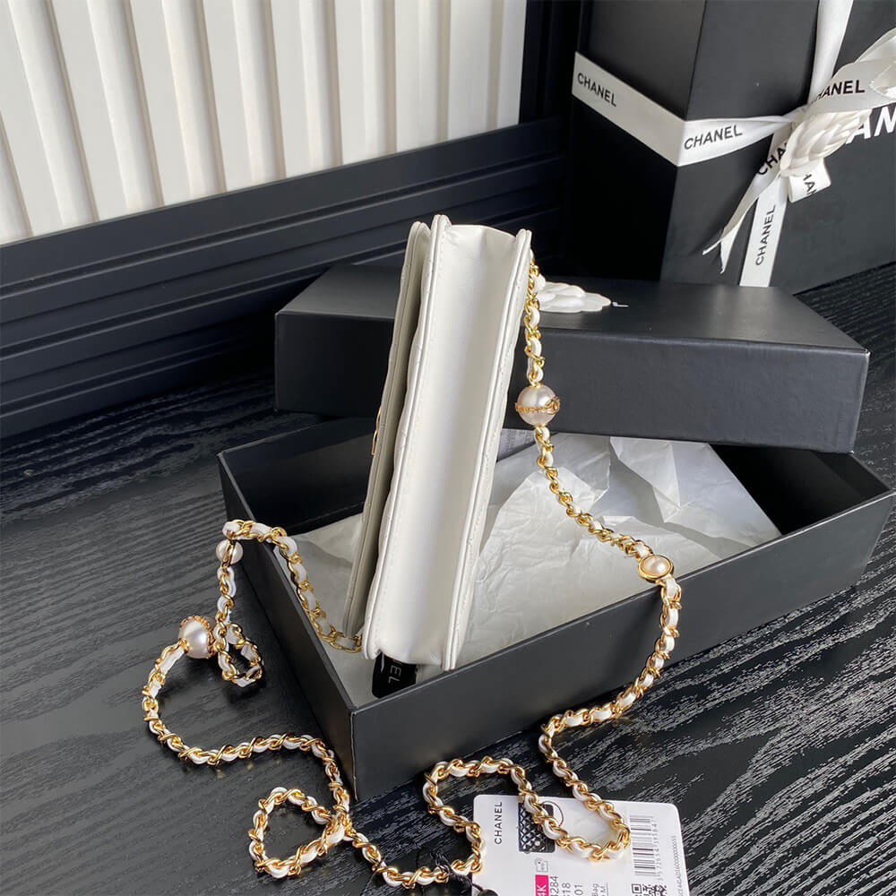 CHANEL Flap Phone Holder with Chain(HIGH-END GRADE)