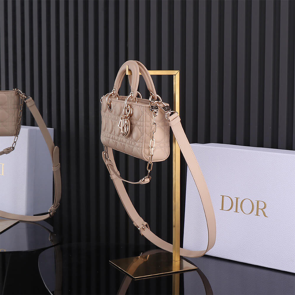 Dior Small Lady D-Joy Bag(HIGH-END GRADE)