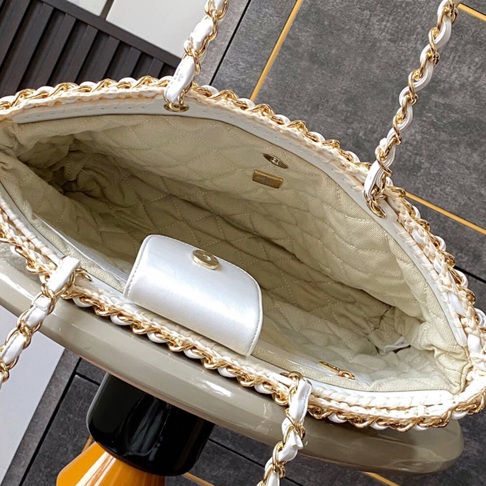 CHANEL Small Shopping Bag(high-end grade)