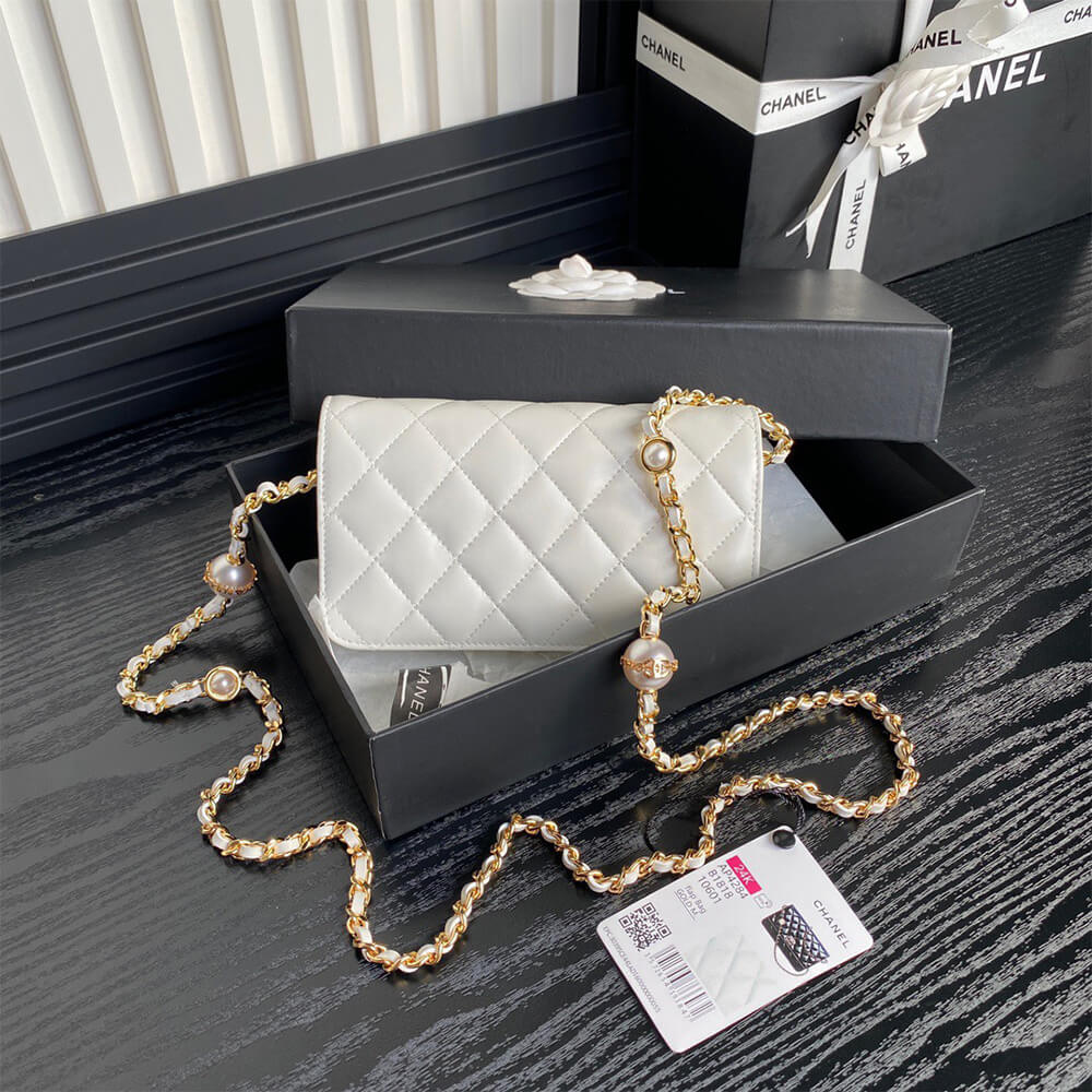 CHANEL Flap Phone Holder with Chain(HIGH-END GRADE)