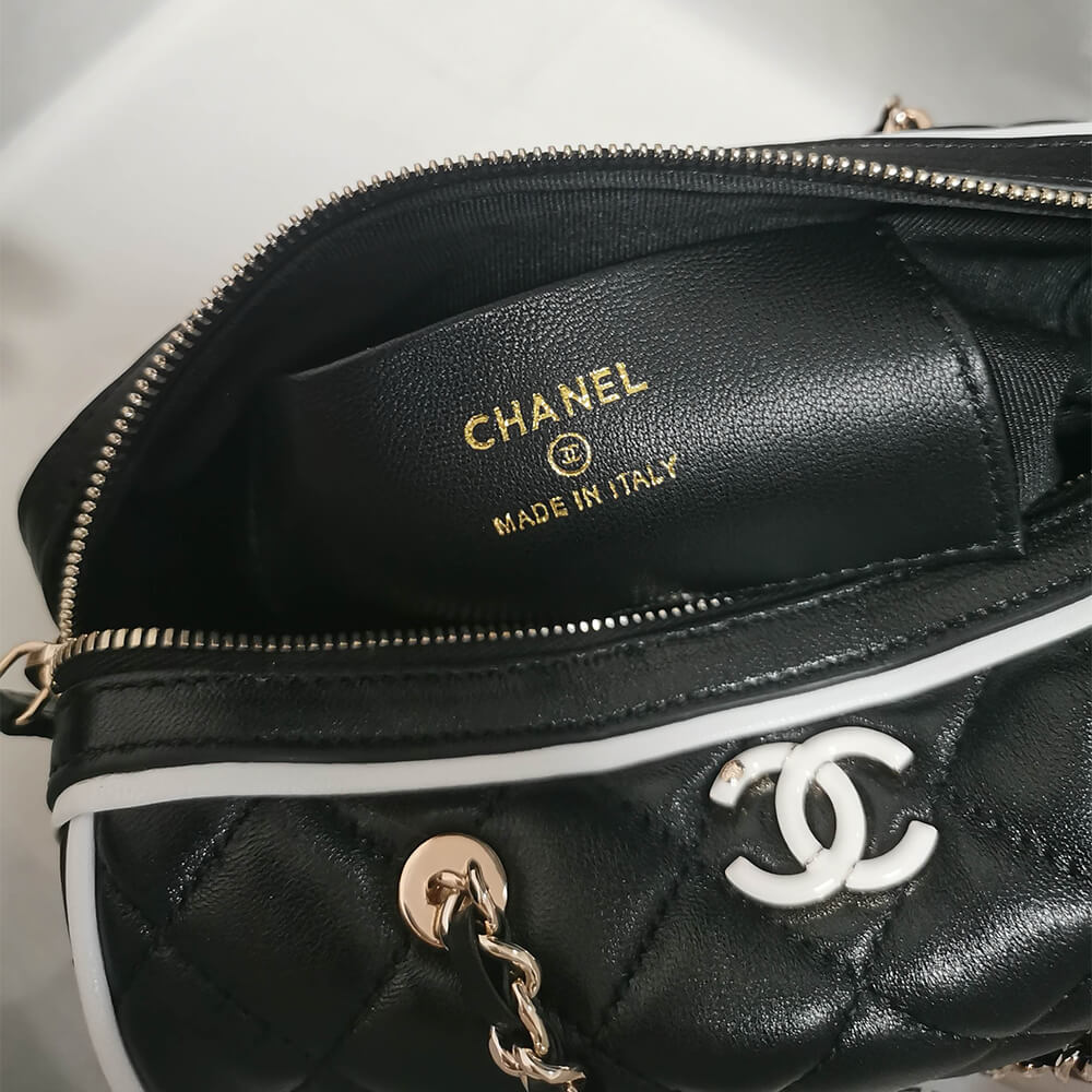 CHANEL Clutch with Chain(HIGH-END GRADE)