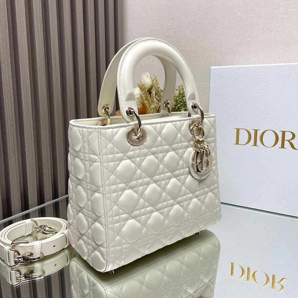 Medium Lady Dior Bag(HIGH-END GRADE)