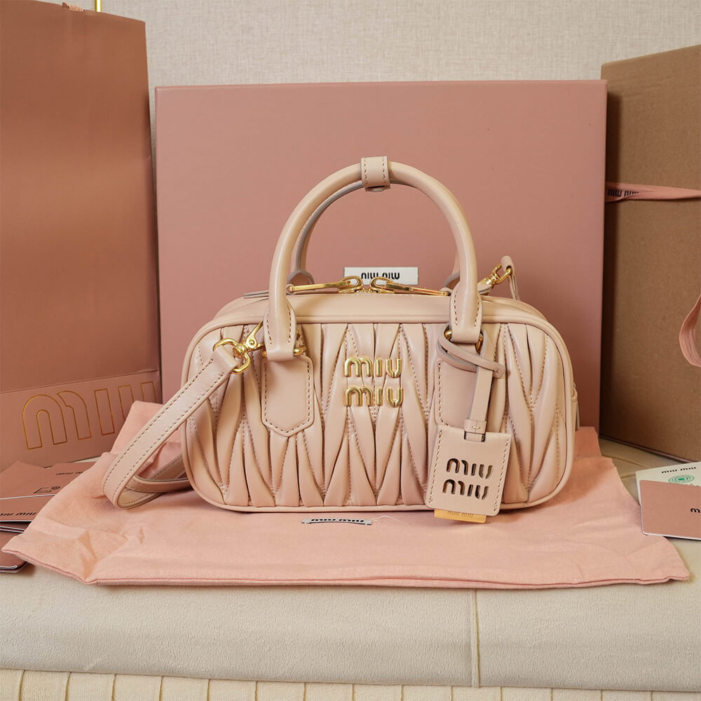 MIUMIU Medium Arcadie matelasse nappa Bag(HIGH-END GRADE)