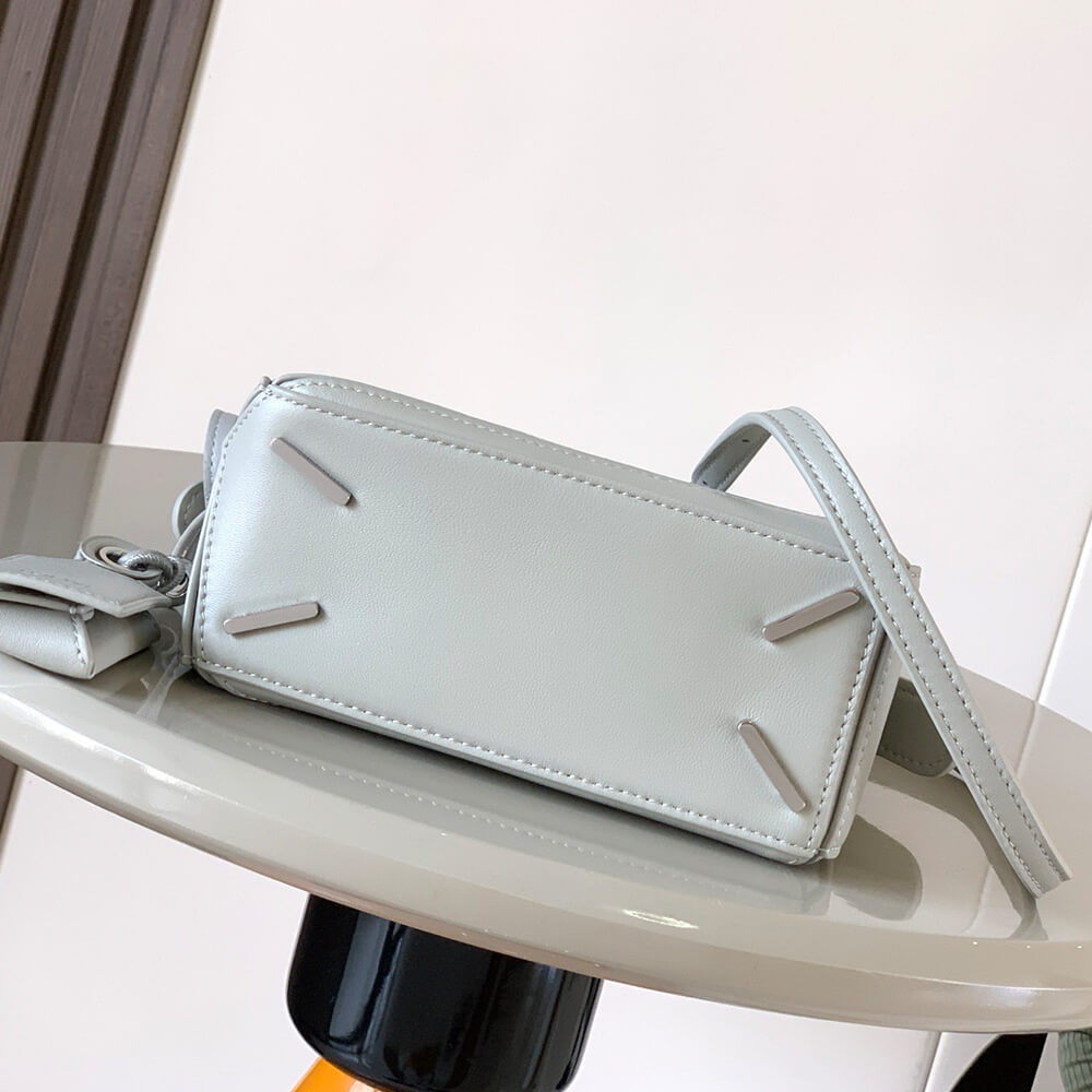 Loewe Small Featherlight Puzzle bag in nappa lambskin(HIGH-END GRADE)