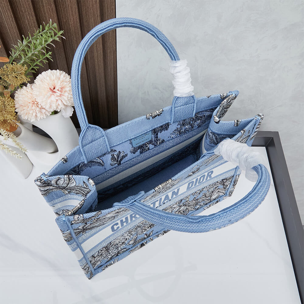 Medium Dior Book Tote