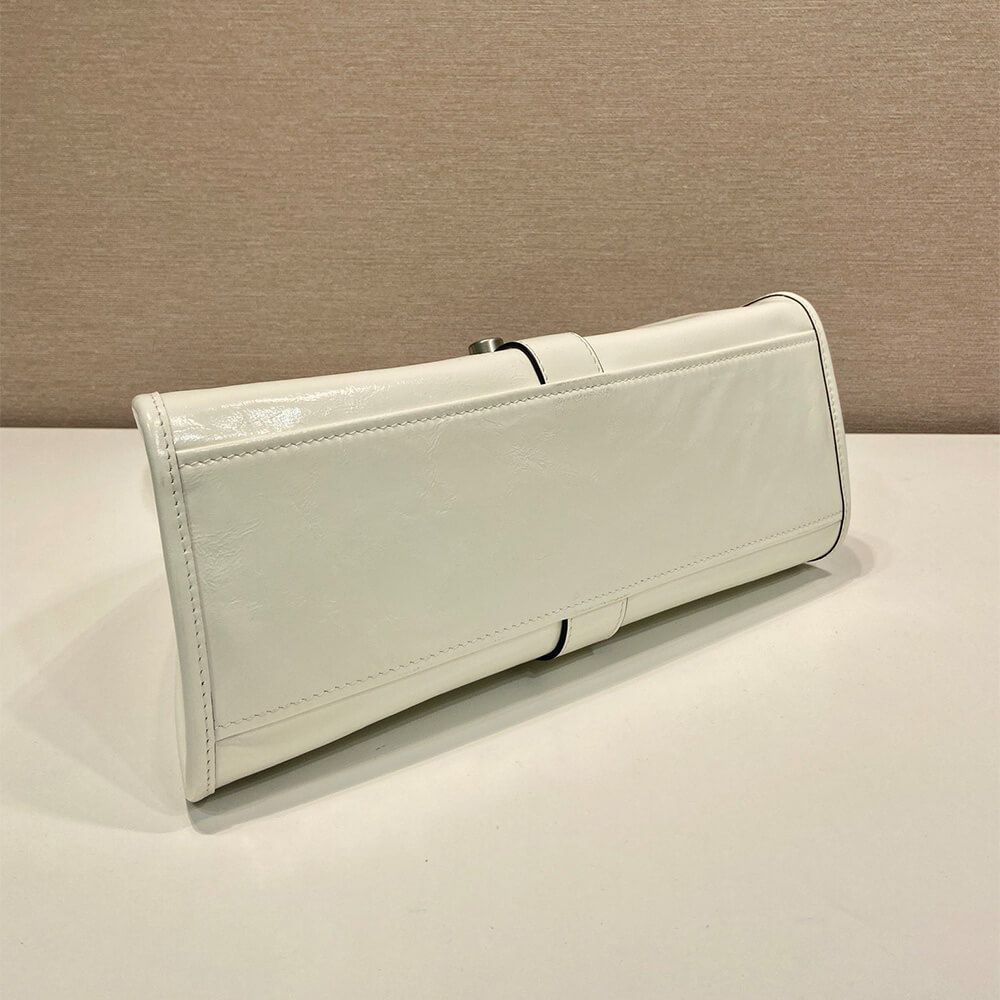 Prada Medium leather tote bag(high-end grade)