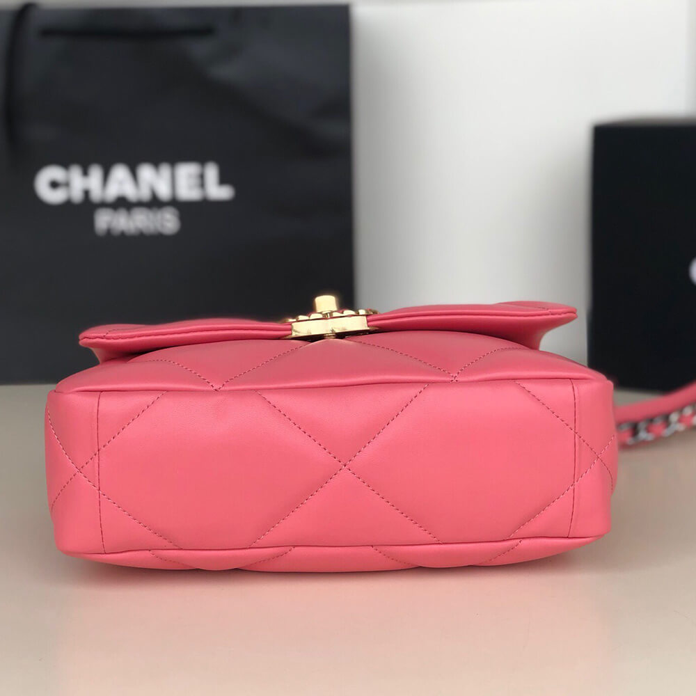 CHANEL 19 Handbag