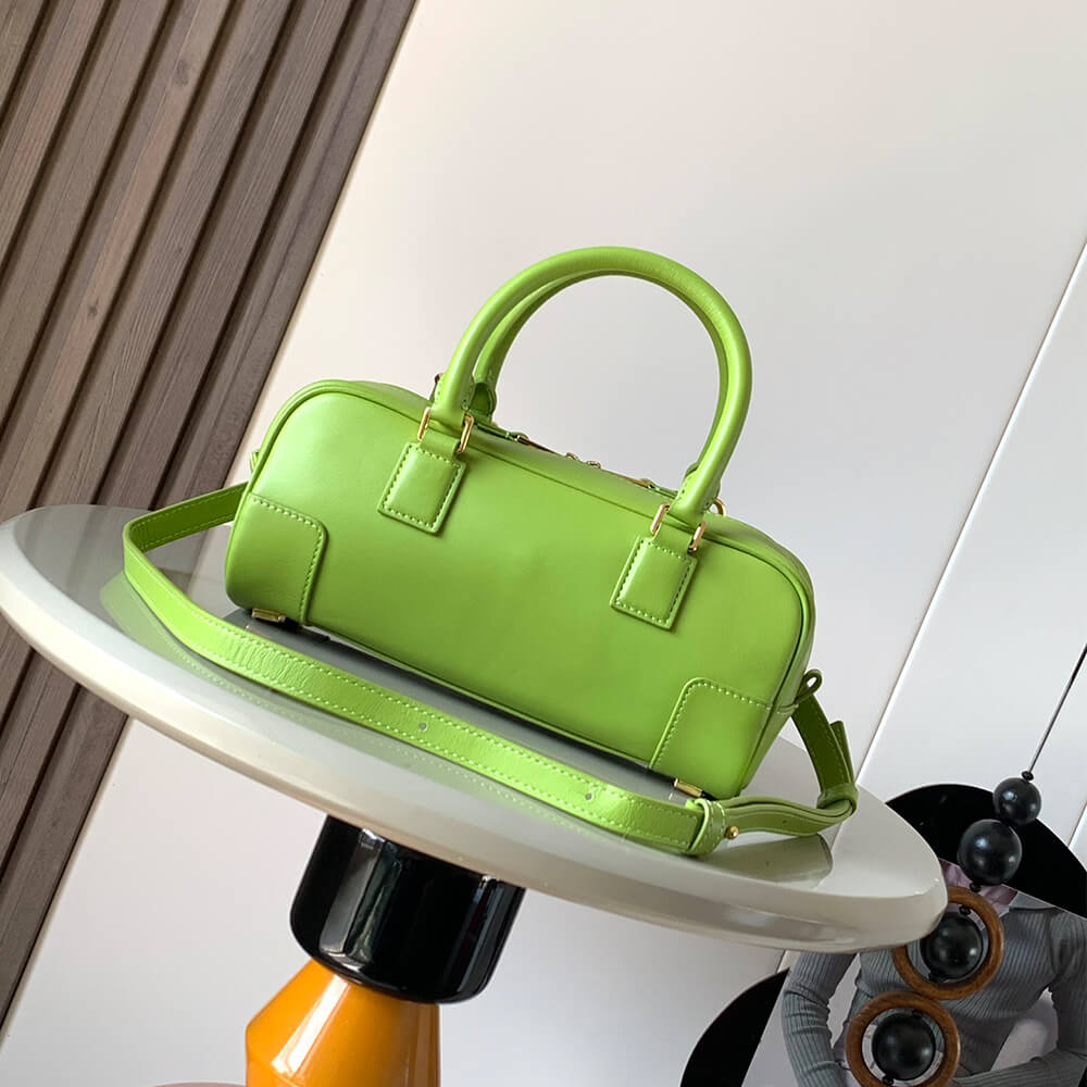 LOEWE Amazona 23 Cropped bag in nappa calfskin(HIGH-END GRADE)