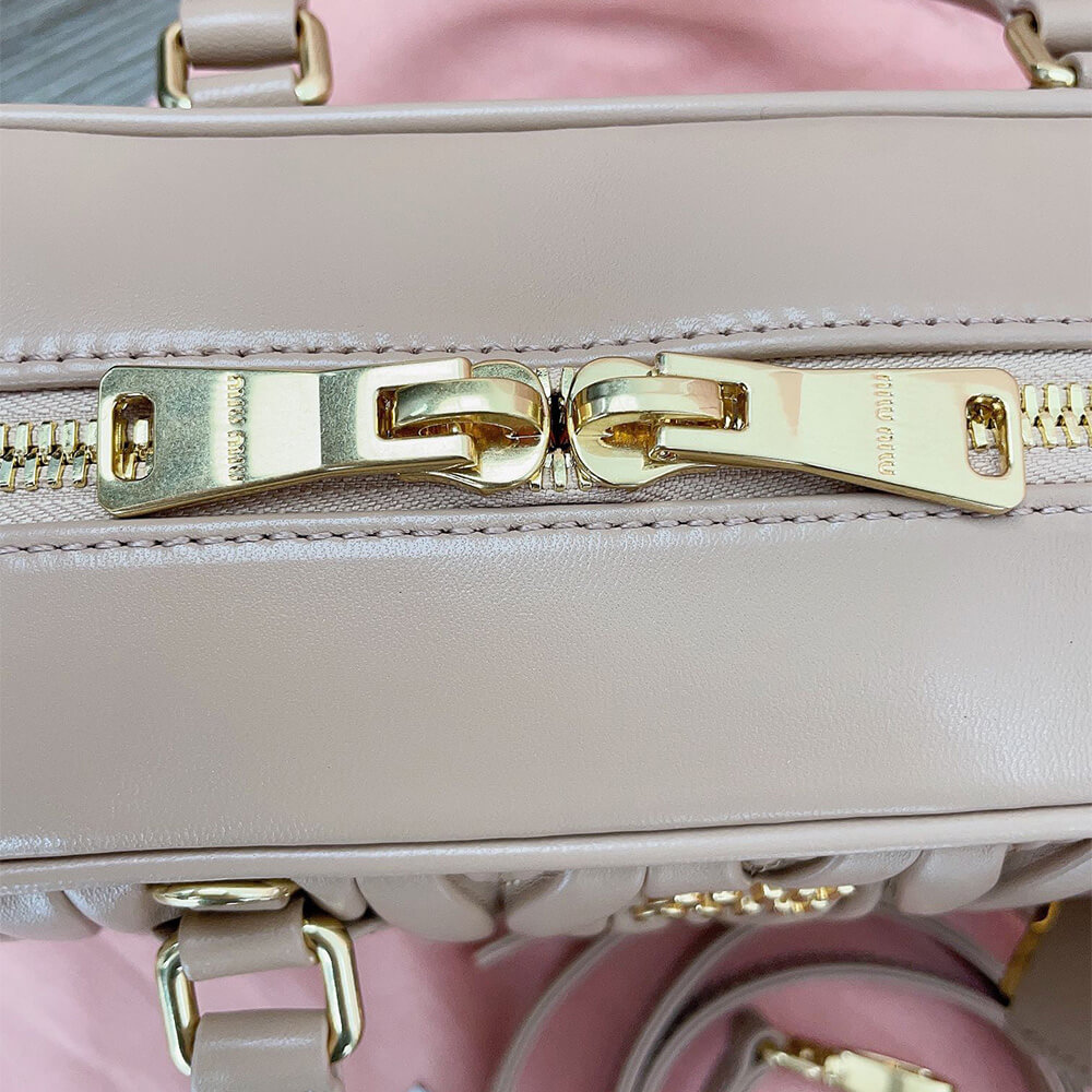 MIUMIU Large Arcadie matelasse nappa Bag(HIGH-END GRADE)
